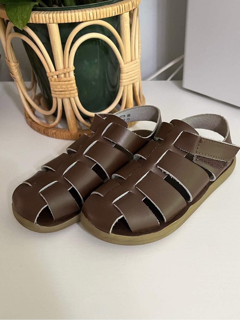 FootMates Brown Closed-Toe Woven Sandals
